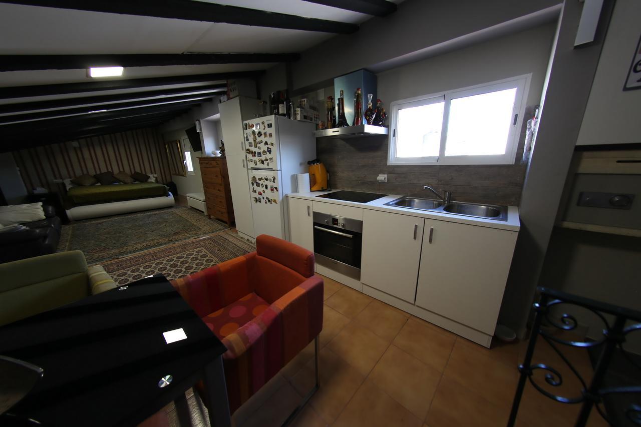 Hostal Santa Teresa Реус Екстер'єр фото